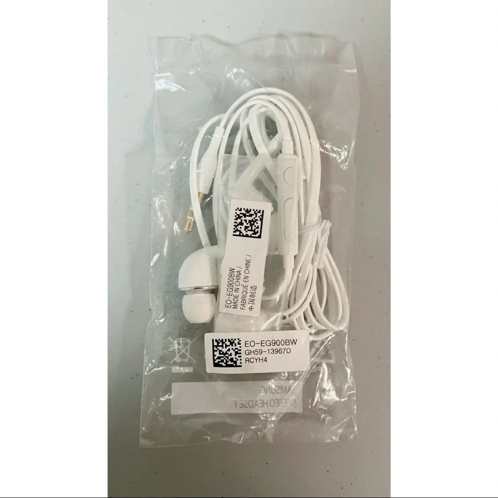 Samsung Stereo Headset Earbuds Headphones 🎧 #samsung #stereo #headset #earbuds